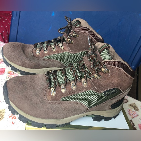 Goodyear Montana Suede Hiking - Work Boots #GY210-4P Brown & Green size 9 - Picture 1 of 12